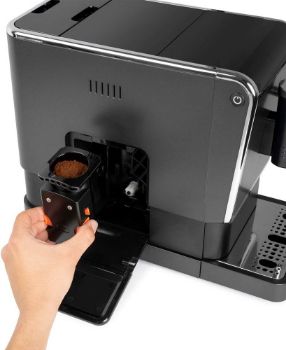 Slika Black + Decker espreso aparat BXCO1470E